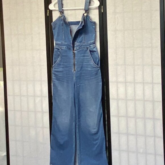 Hollister Strappy Denim Jumpsuit Wide Leg Zip Front Fitted S Faded Jean Overalls - Picture 4 of 12